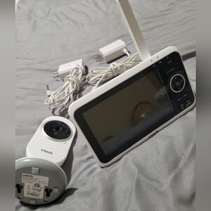 VTech VM350 Baby Monitor with Camera - White